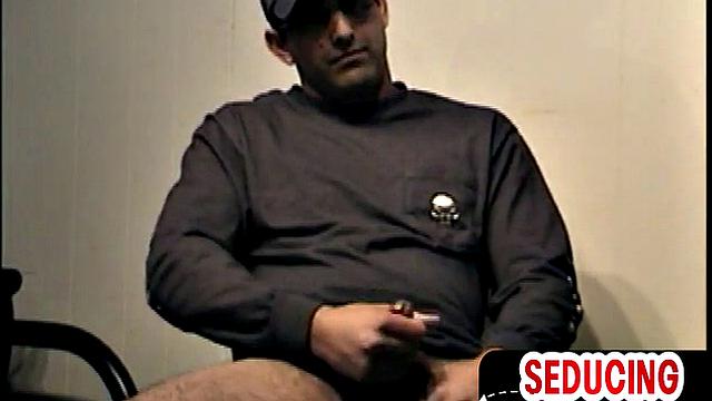 Homemade mature gaydaddy sucks and wanks stud cock