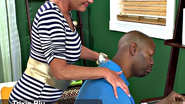 Trixie gets what she wants: BBC creampie