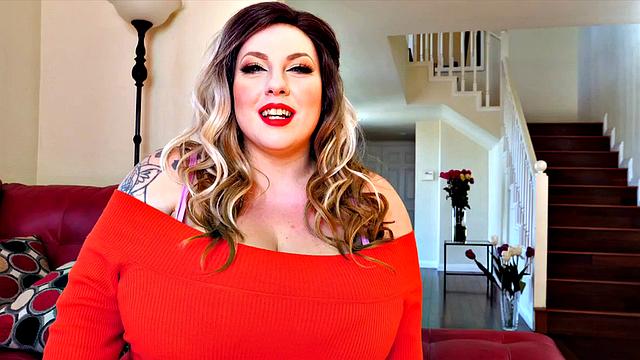 Amy Villainous Reveals Superpowers at XLGIRLS