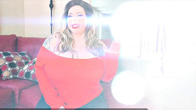 Amy Villainous Reveals Superpowers at XLGIRLS