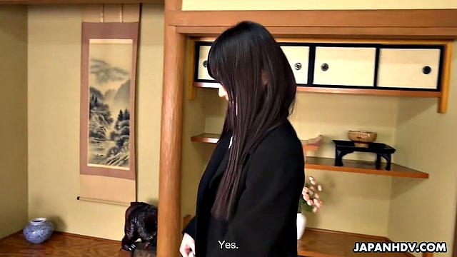 If the lovely JAV model Shino Aoi were my girlfriend at an onsen