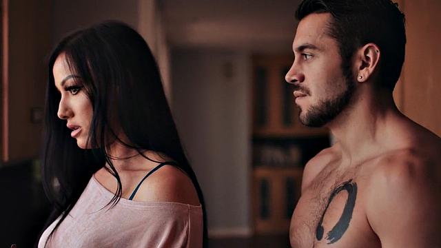 Horny stepdaughter in high heels enjoys a deep pussy pounding and cum on her tattooed pussy