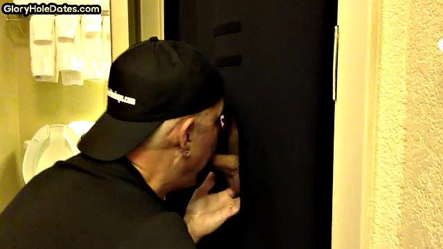 Greedy gloryhole DILF sucks cock in homemade video