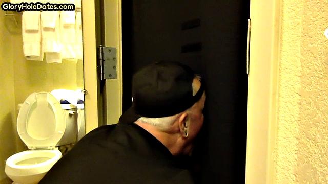 Greedy gloryhole DILF sucks cock in homemade video