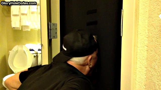 Greedy gloryhole DILF sucks cock in homemade video
