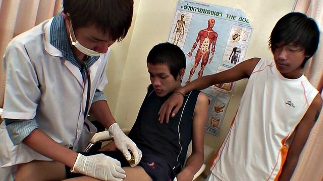 Asian twinks fuck in doctor 3some in infirmary