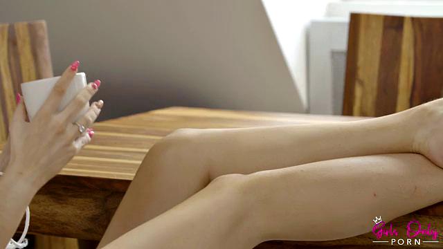 All I Want Is Her - S1:E3