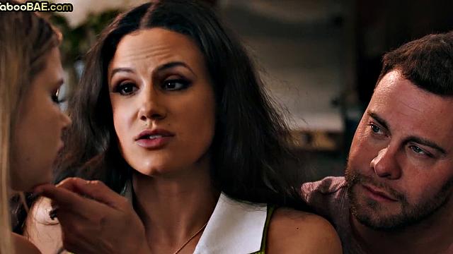 Petite 21yo babe and stunning MILF in 3some