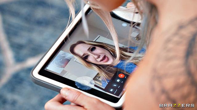 Her Glowing Buttflap Is A Trick!