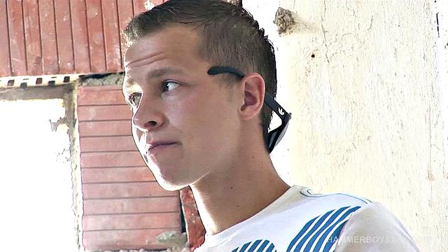 Attila Gura и Fabien Rossi жарко трахаются, показывая мощные члены