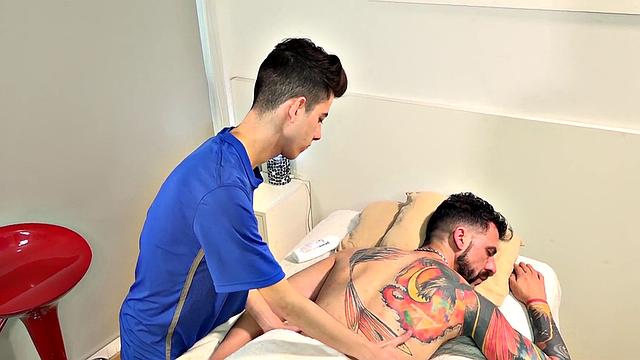 Twink Latin masseur barebacked by after sucking dick