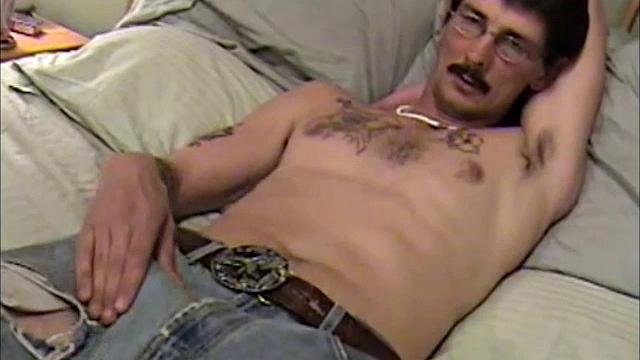 This 38 year old construction framer from south Georgia really wants to go home, but he's afraid to, because there are warrants out for him there. Jimmy is a great guy who is having some difficulties adapting to street life.