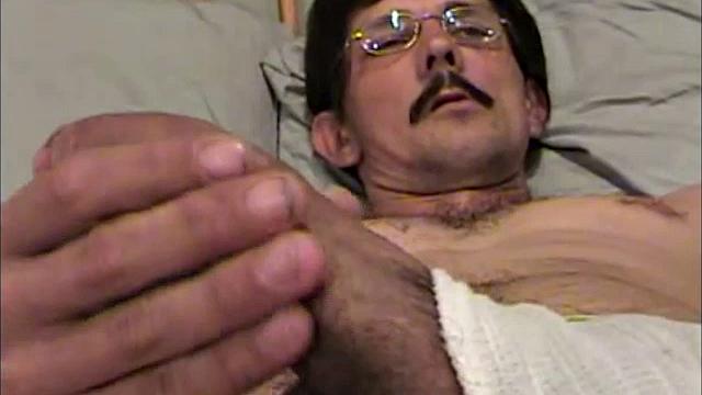 This 38 year old construction framer from south Georgia really wants to go home, but he's afraid to, because there are warrants out for him there. Jimmy is a great guy who is having some difficulties adapting to street life.