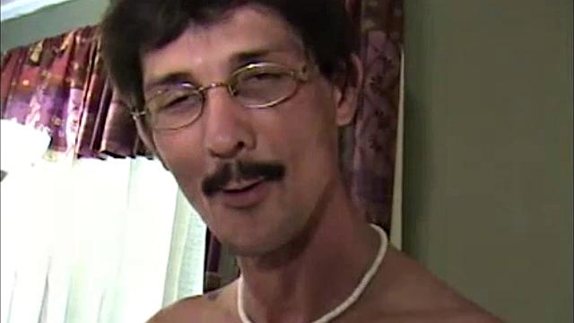 This 38 year old construction framer from south Georgia really wants to go home, but he's afraid to, because there are warrants out for him there. Jimmy is a great guy who is having some difficulties adapting to street life.