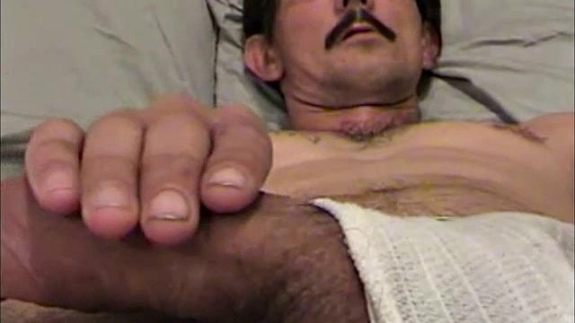 This 38 year old construction framer from south Georgia really wants to go home, but he's afraid to, because there are warrants out for him there. Jimmy is a great guy who is having some difficulties adapting to street life.