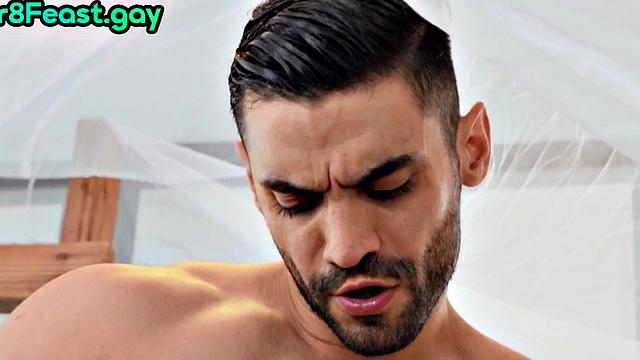 Gay dudes shower thirsty guy after rough fucking