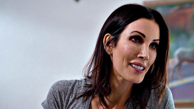 Les busty MILF licked and fingered by babe in passionate sex