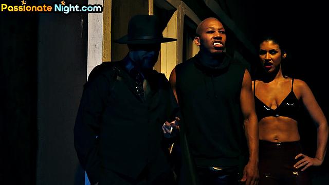 Hardcore 3some with naughty bitches