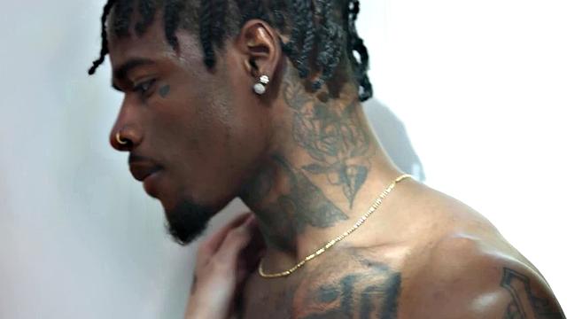 Cute Globe Trotting Babe Fucked Raw - HardX