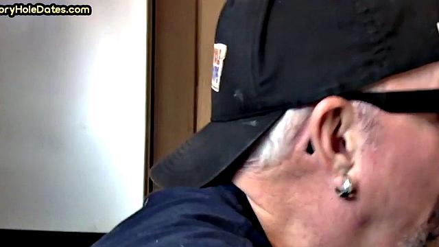 Gloryhole DILF sucks white dick in homemade closeup