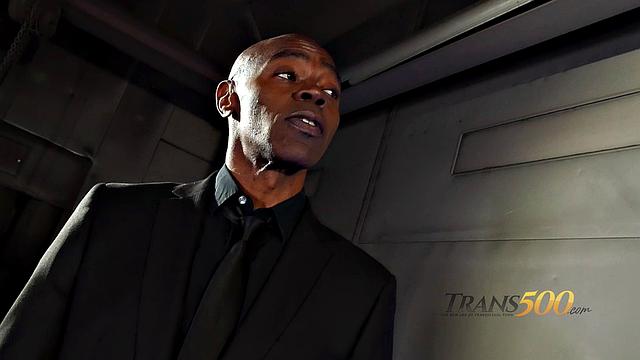 Laci Lambs - Ms. Lambs meets Sean