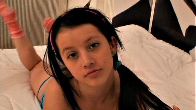 Teen Diana Solo Orgasm