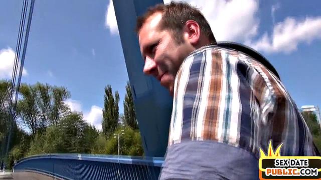 Roundbooty babe gets her pussy pounded by a stranger