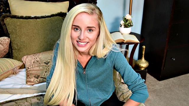 шальные милфы с большими сиськами устраивают весёлый балаган