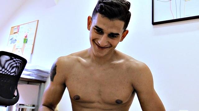 Straight euro guy agrees to anal and wanks cock in POV