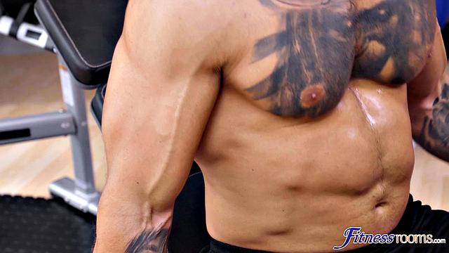 Big tits big ass gym fun