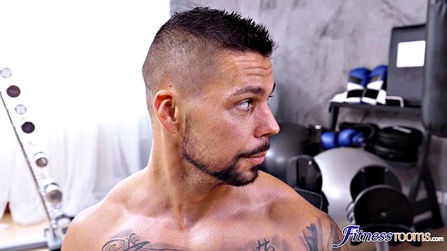 Big tits big ass gym fun