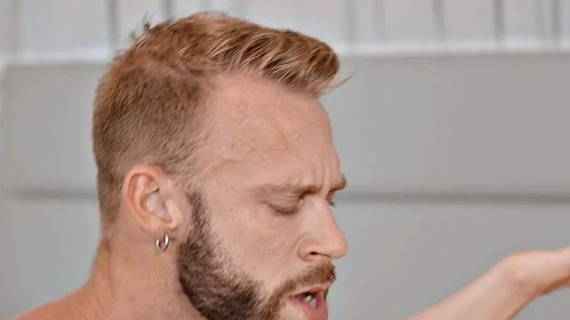 Muscled eager jock analpounding facial loving