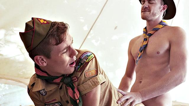 Patrol stud fucks 21yo scout outdoor under tent