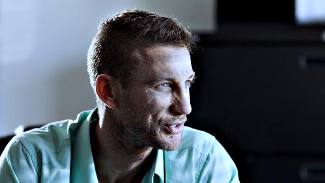 Sinning babe nailed by her BF after sucking cock