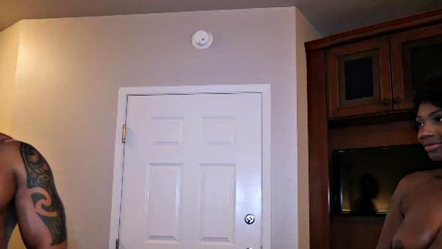 Curly-haired UK amateur Havana gets drilled by BBC burgundy in Miami