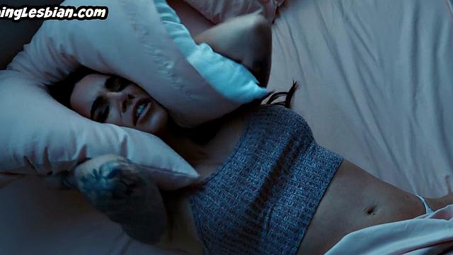 татухи на голых телах: подруги трутся письками и сходят с ума