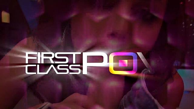 индика монро раздвигает волосатую киску и получает мощный трах за кадром