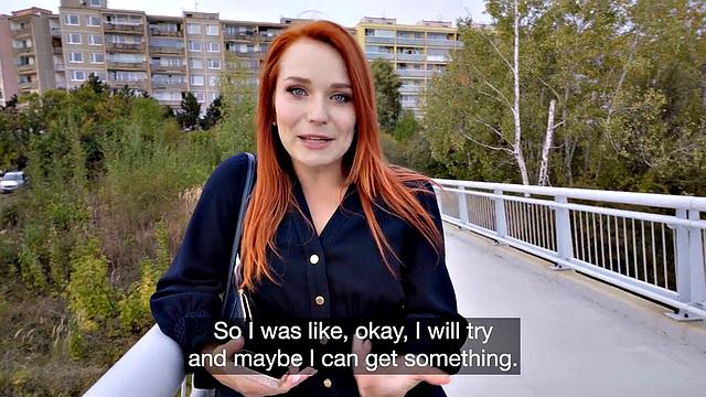 рыжая шлюшка заводит незнакомца грязными разговорами и хочет его член