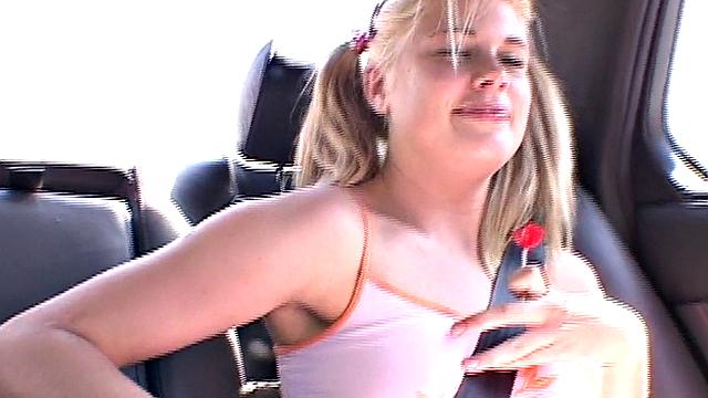 Sexy teen Little Summer masturbating