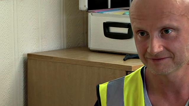 British Redhead Yuffie Yulan Bangs Deliveryman