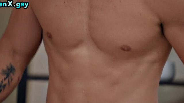 Manly jock barebacking his wanking BFF after car wash