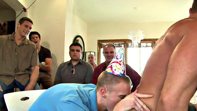 Amateur muscled jock stripper sucked at party