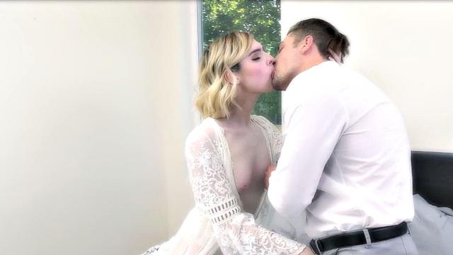 Blonde hottie in lingerie enjoys a steamy reverse cowgirl ride while kissing and kissing in the bedroom