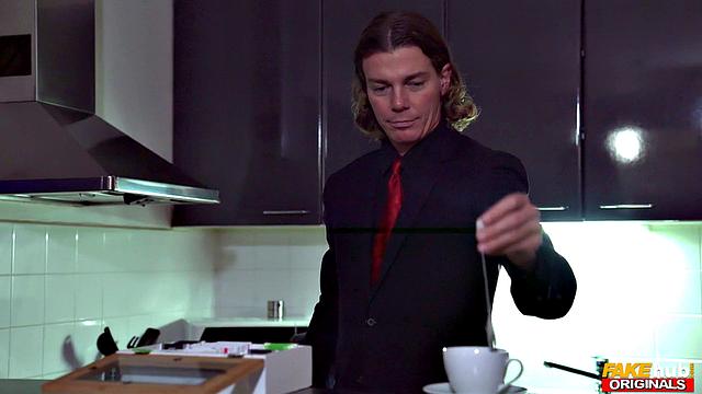 Fake Fantasy: Runaway