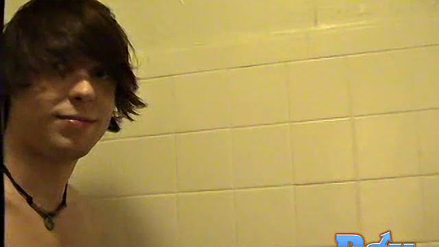Trace Jerks One Out in the Shower - Trace