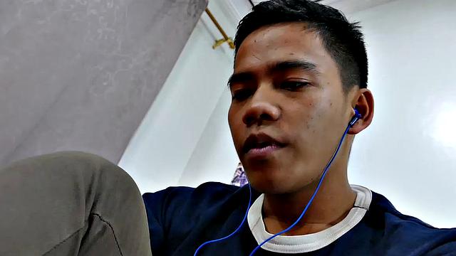 Gay Asian twink Marcon tries to not jerk off so much by listening to some tunes. But his obsession with male feet keeps him thinking about feet most of the time. Marcon gives in and starts feeling horny, needing to have a wank.