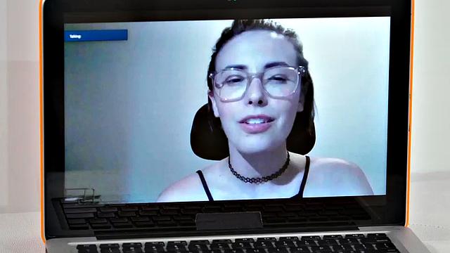 Hairypussy WAM lez rims and licks masseuse on table