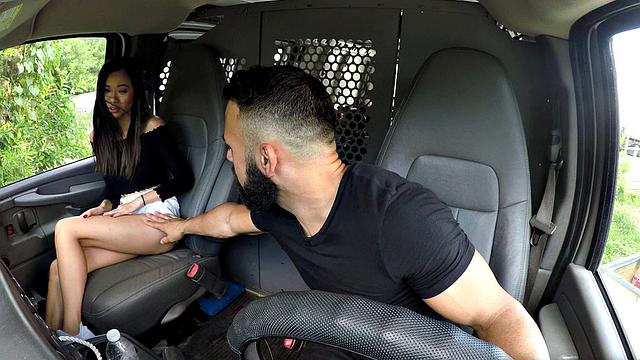 Helpless Teens - Vina Sky - Desperate for a Lift