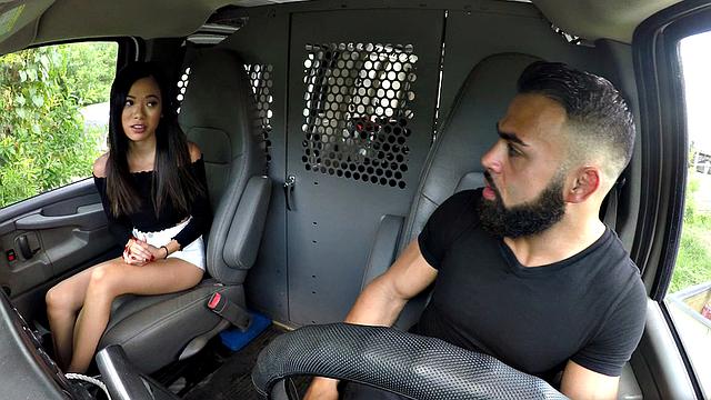 Helpless Teens - Vina Sky - Desperate for a Lift