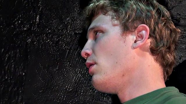 Amateur gay club stud fucks bottom after cocksucking